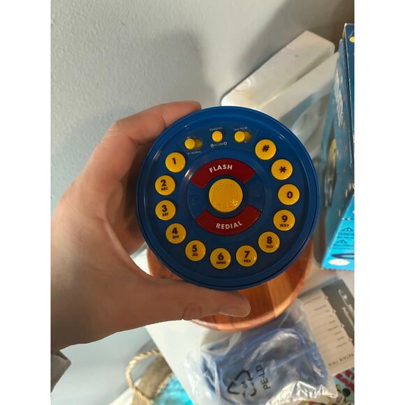 M&M’s Yellow Character Telephone Mega Phone w/ Box Works Novelty Candy Display - Picture 6 of 11